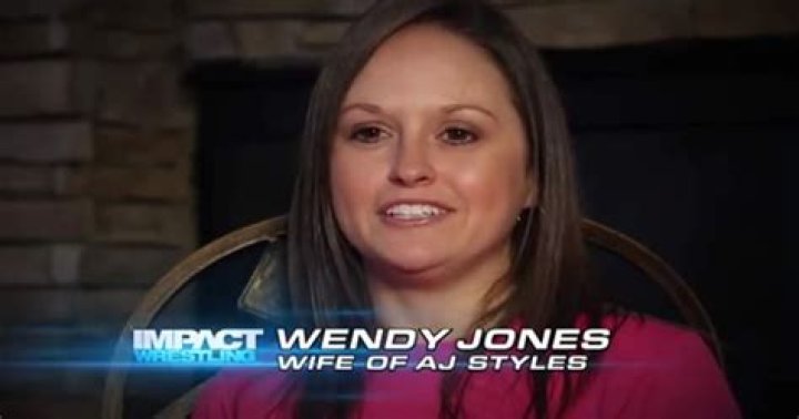 10 Times That Real Life Spouses Were Involved In Storylines