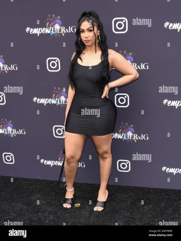 💓 Queen Naija Nude Fappedia