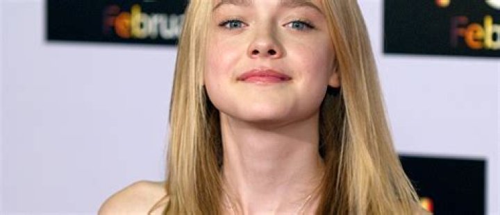 1288x600 Resolution Dakota Fanning 2014 1288x600 Resolution Wallpaper