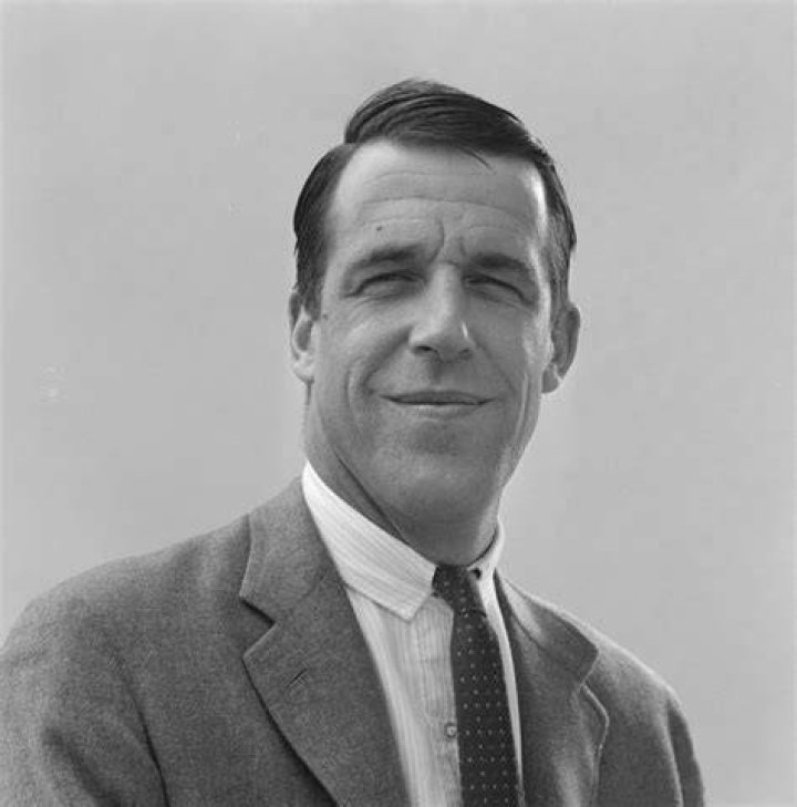 41 best FRED GWYNNE images on Pinterest The munsters, Tv series and