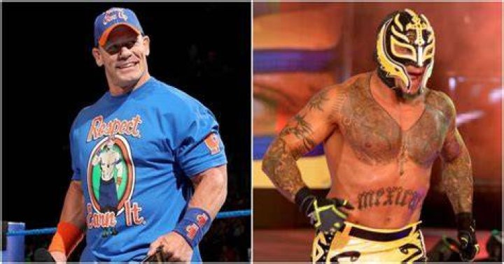 5 Wrestlers Who Are Covered In Tattoos (& 5 Who Have None)