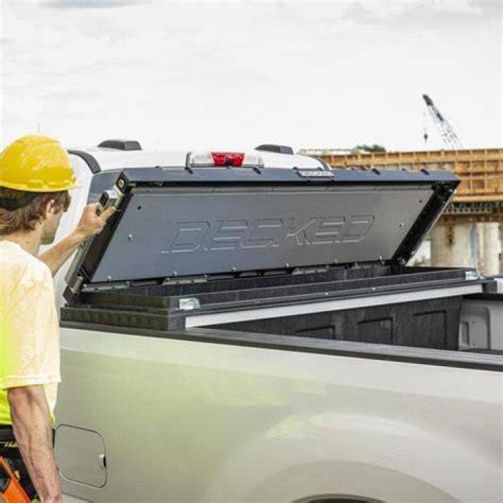 7 Best Truck Tool Boxes for Your Pickup, Van or Work Vehicle