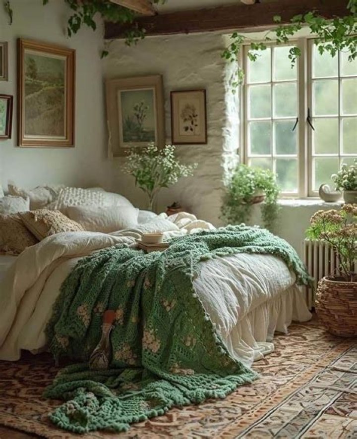 8 Cozy Cottagecore Bedroom Ideas