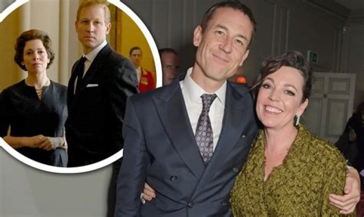 A royal reunion! Olivia Colman and Tobias Menzies cosy up for snaps at
