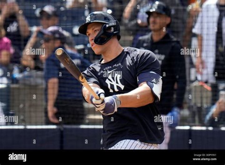Aaron Judge takes batting practice for first time since injury