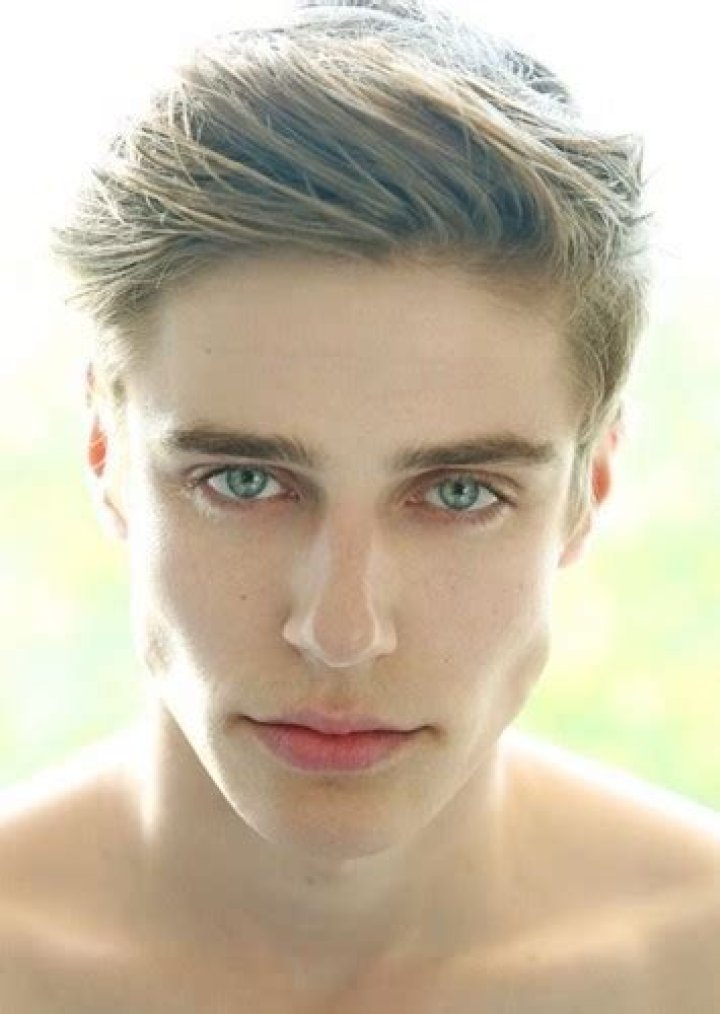 Aaron Warner Fan Casting for Shatter Me | myCast