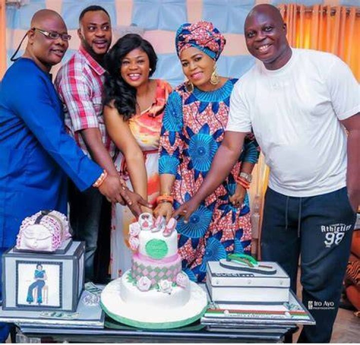 Actress, Eniola Ajao shares adorable photo with her &ldquo;husband&rdquo; (Photo