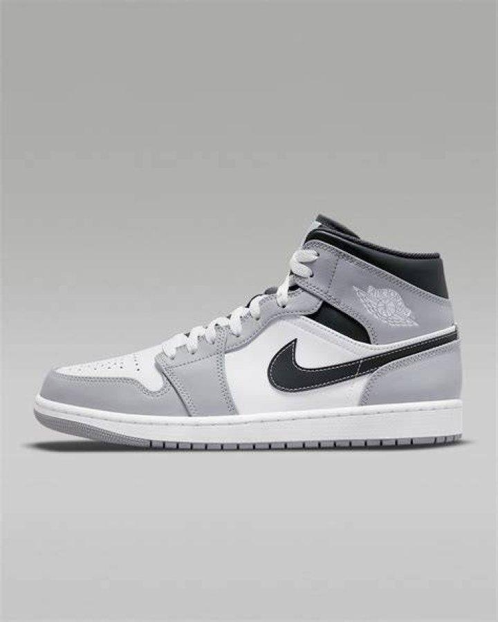 air jordan 1 mid miami Jayson