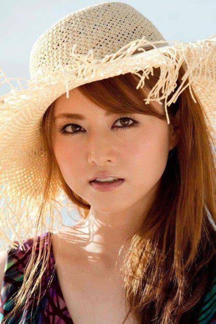Akiho Yoshizawa photo 1 of 9 pics, wallpaper photo 253208 ThePlace2