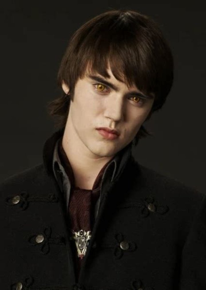 Alec Fan Casting for Twilight | myCast