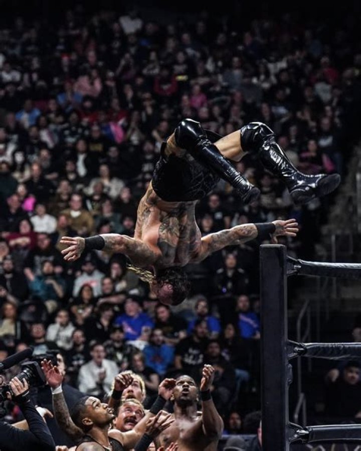 Aleister Black Moonsault
