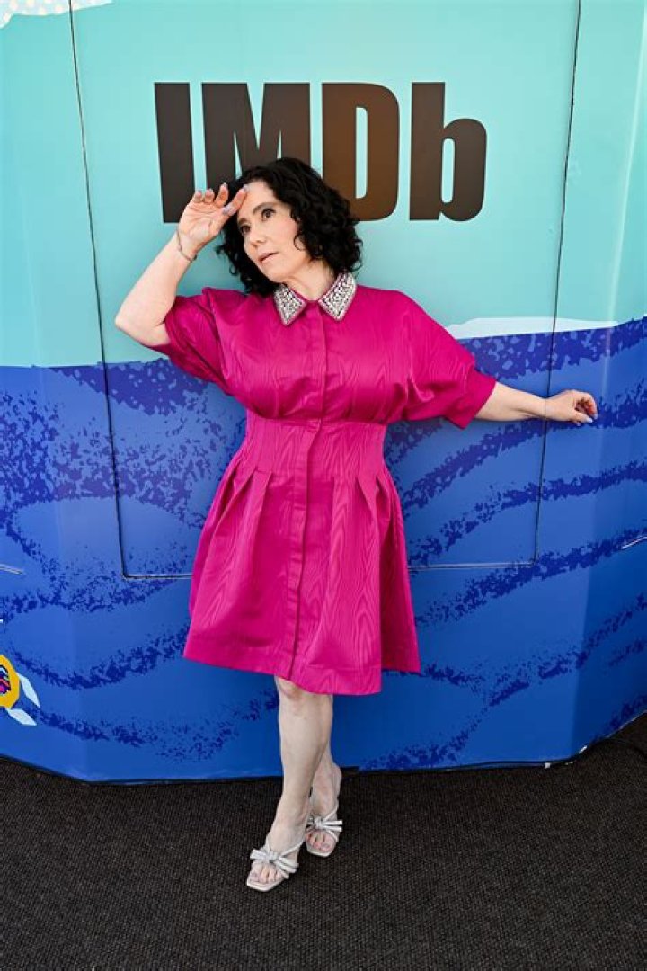 Alex Borstein as Moira McArthur in Red And Friends: All Hell Breaks Loose Live Action