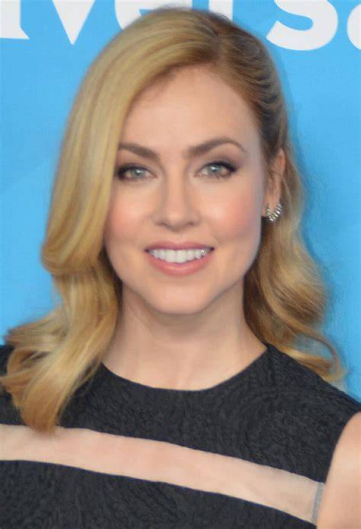 Amanda Schull Net Worth: A Closer Look At The Ballerina Turned Actress
