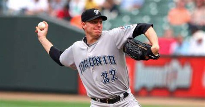 Analyzing The Blue Jays-Phillies Roy Halladay Trade Nine Years Later