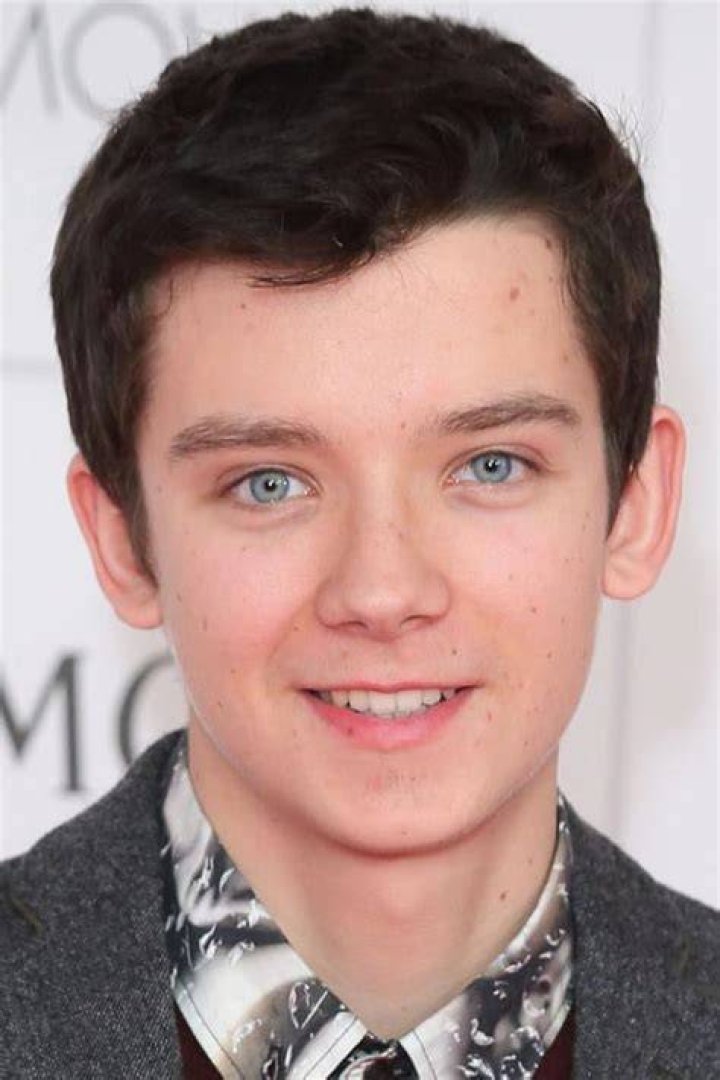 Asa Butterfield as Russell Ferguson in Littlest Pet Shop