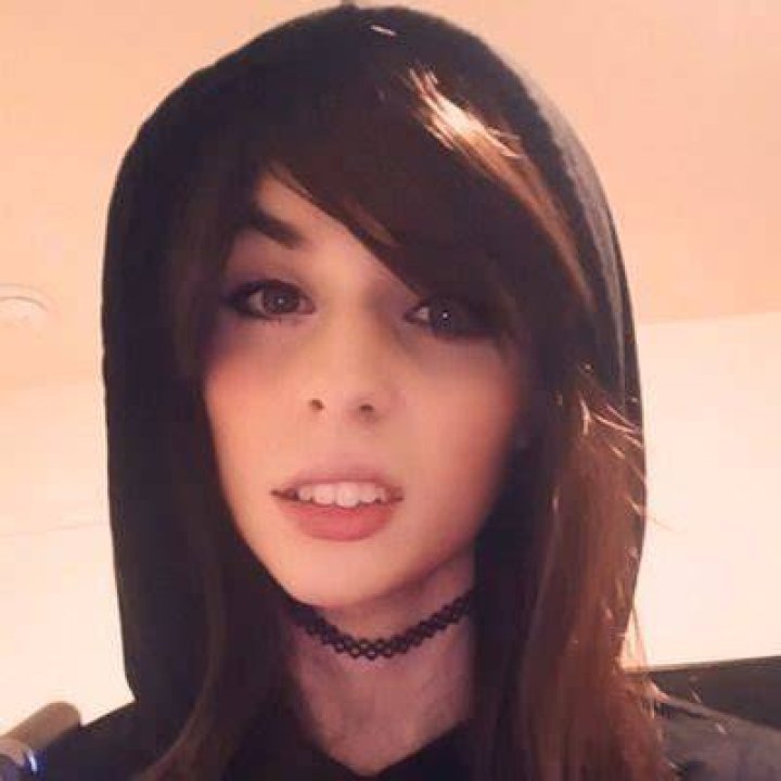 Avery Ellis / averyellisxo leak pics and videos