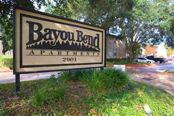 Bayou Bend Apartments 14 Photos Apartments 3353 Lombardy Ln