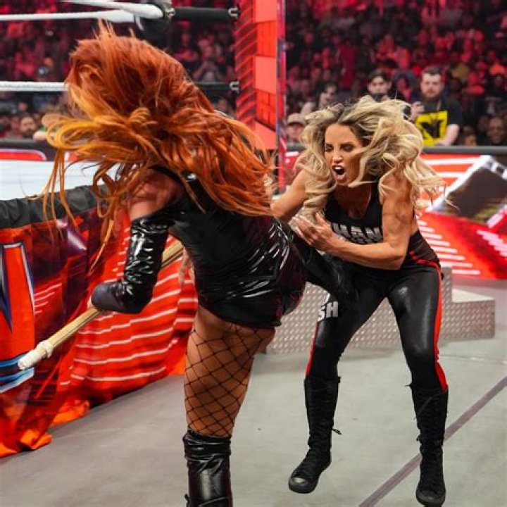 Becky Lynch fights Zoey Stark and Trish Stratus 