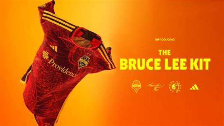 “Best Jersey Since the 1986 America F.C Jersey”: Bruce Lee Inspired MLS Kit
Throws Fans Into Frenzy