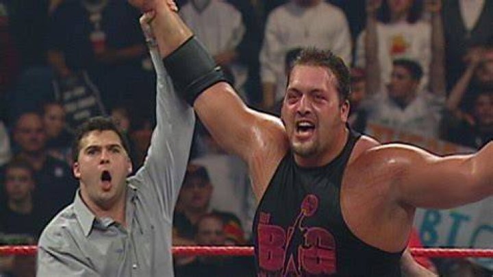 Big Show in 2000
