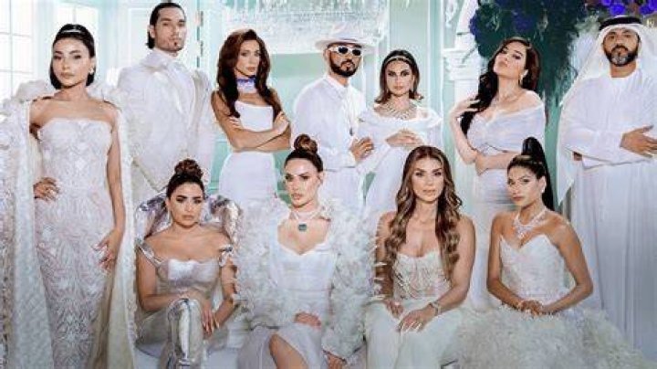 Bling Cast: The Ultimate Guide To The Glittering World Of Celebrity Jewelry