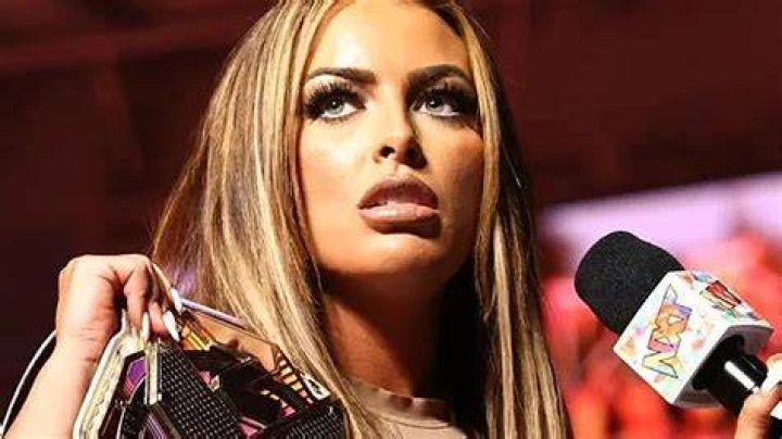 Booker T Has Harsh Criticism Of Mandy Rose's Agent, Say Rose Is Making Huge Mistake