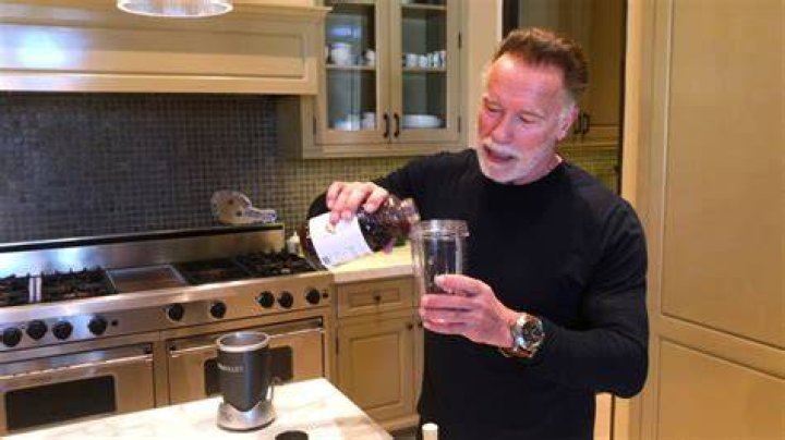 Born in Pre Mass Monster Era, Arnold Schwarzenegger Once Advocated, Natural Diet
Cannot Give You Desired Results: “That’s Why They Are Called Supplements”