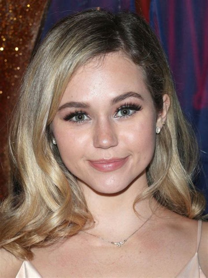 Brec Bassinger as Tara in Kim Possible