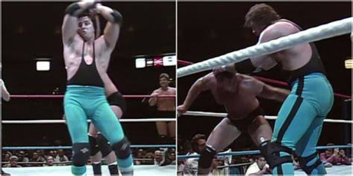 Bret Hart teal and black outfit