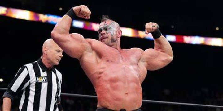Brian Cage with face paint 