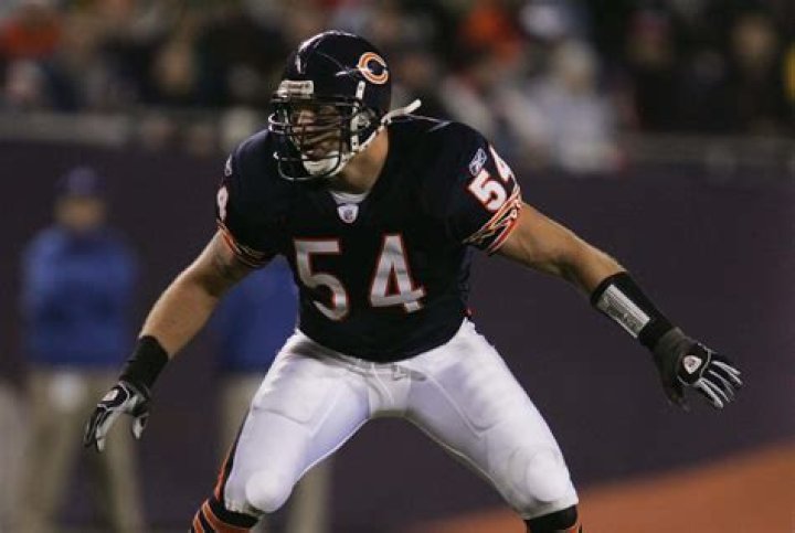 Brian Urlacher's Wife Competed on "America's Next Top Model" FanBuzz