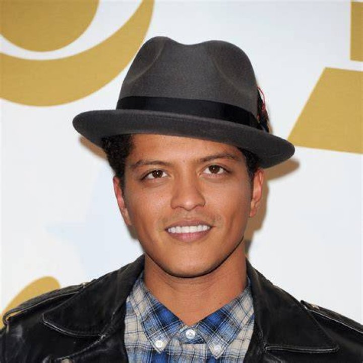 Bruno Mars Fan Casting