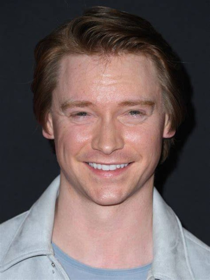 Calum Worthy Movies, Bio and Lists on MUBI