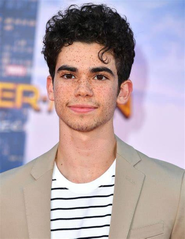 Cameron Boyce as Menlo in Recess
