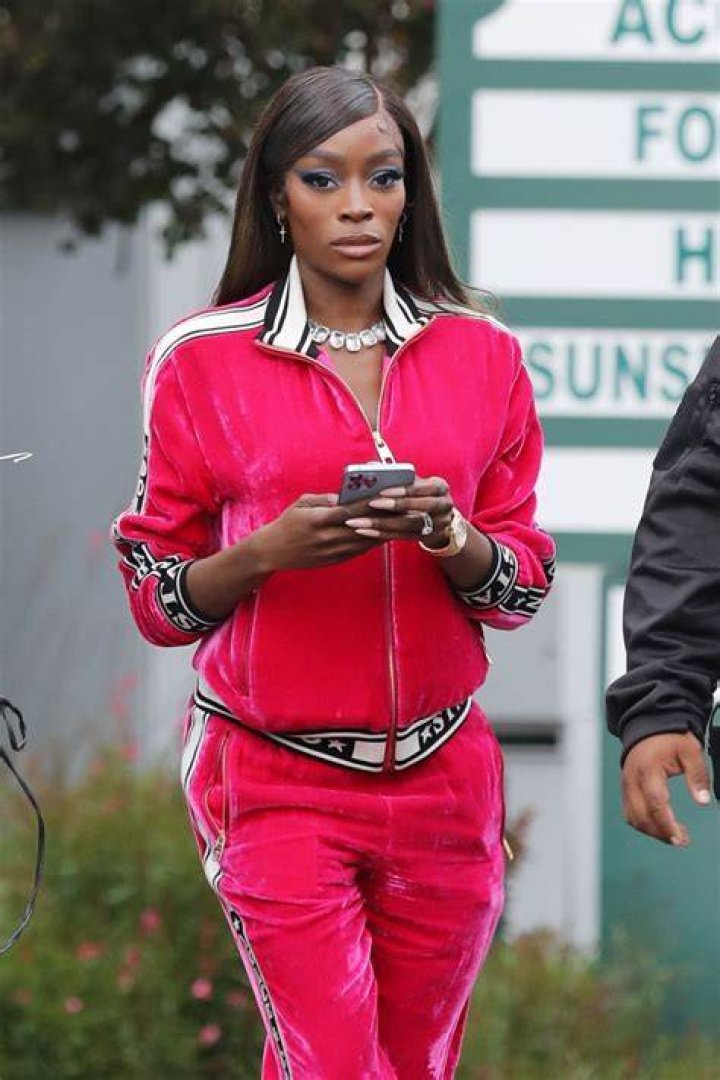 CHELSEA LAZKANI Arrives at Selling Sunset Offices in West Hollywood 10
