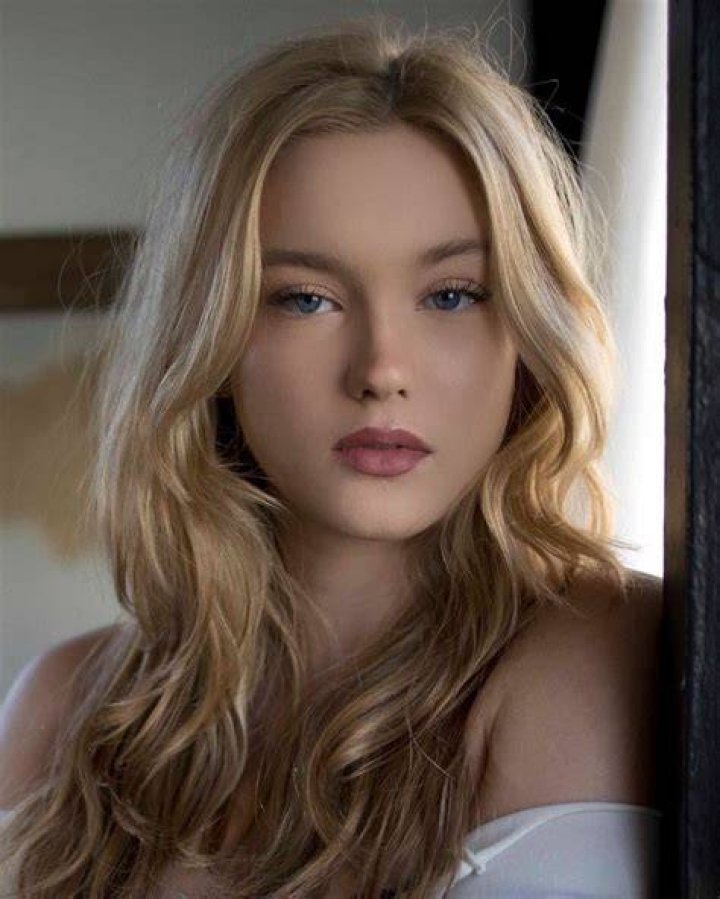 Chloe Rose as Dana Ward in Life is Strange