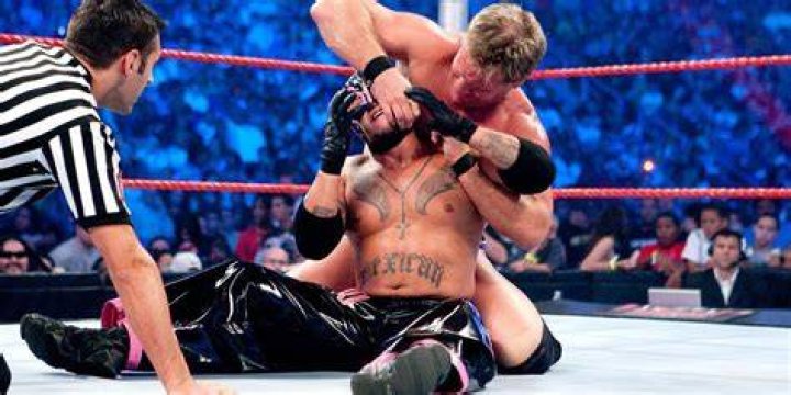 Chris Jericho vs DDP from WrestleMania 18