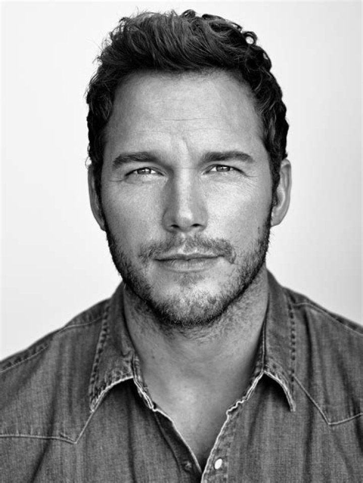 Chris Pratt as Jason Dean in Charmed