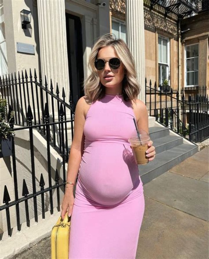 clasansata pink pregnant images