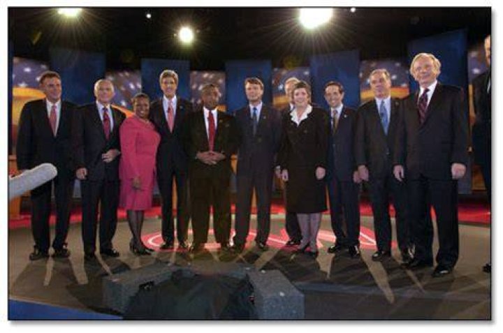 CNN ONLINE PRESS KIT AMERICA VOTES 2004 CNN BIOS, PHOTOS AND