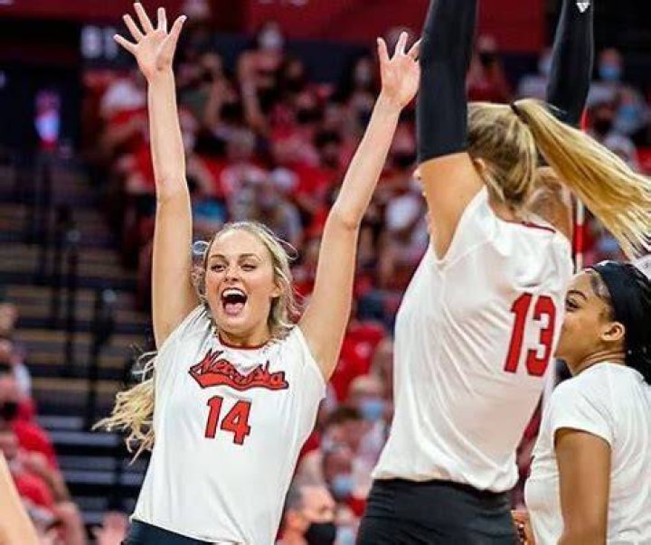 “Continue to Be Great”: Nebraska Huskers’ Star Ally Batenhorst Receives
Overwhelming Support From Fans After Making a Bold Transfer Decision