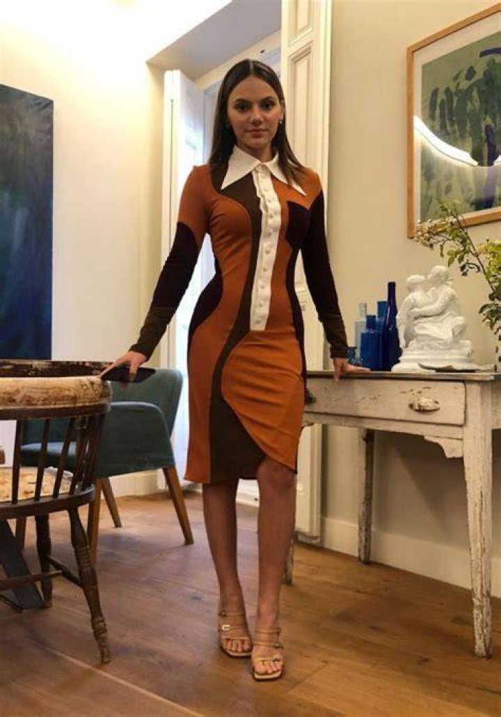 Dafne Keen Style, Clothes, Outfits and Fashion&bull; Page 3 of 6 &bull; CelebMafia
