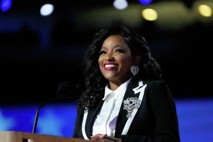 Dallas Congresswoman Jasmine Crockett is going viral just the way she