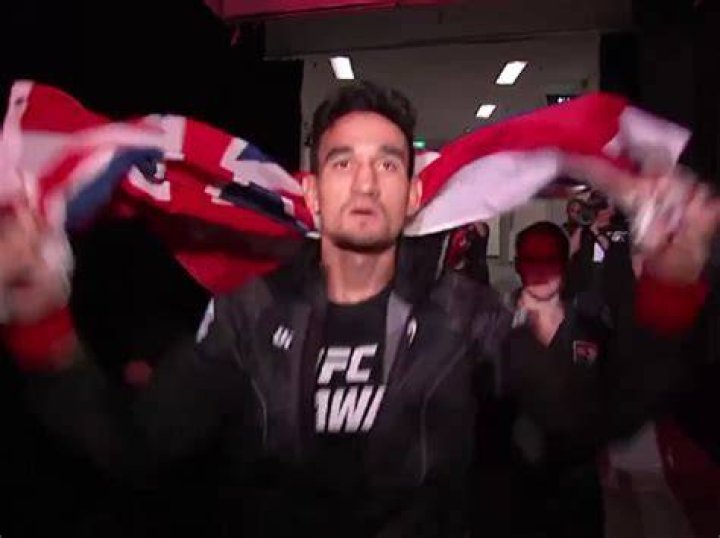 Dana White and Co. Make Historic Exemption for Maui Fires-Affected Max Holloway
at UFC Singapore as He Reps Hawaiian Flag After KO Win Over The Korean Zombie