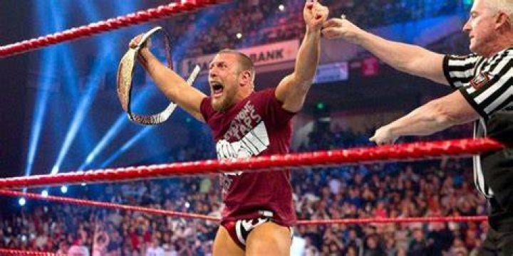 Daniel Bryan Celebrating After Winning The World Heavyweight Championship At TLC 2011