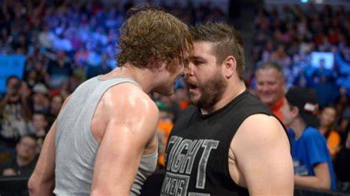 Dean Ambrose and Kevin Owens collide at Royal Rumble 2016