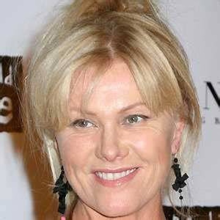 DeborraLee Furness Celebrity biography, zodiac sign and famous quotes
