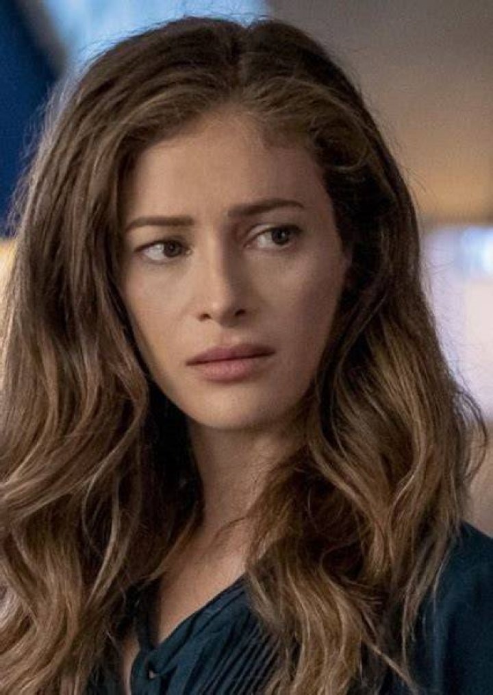 Efrat Dor Fan Casting