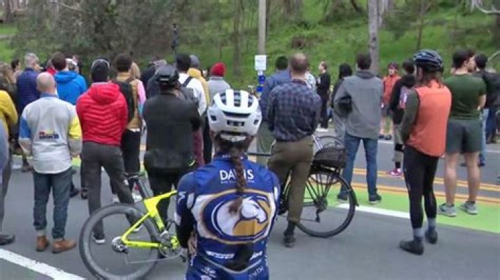 Elderly Driver Faces DUI and Involuntary Manslaughter Charges After Tragic Crash
Claims Life of 44-Year-Old Cycling World Champion