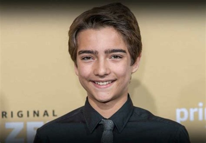 Elias Harger as Oak in The Cruel Prince